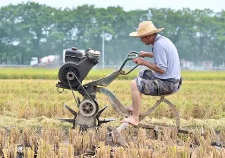 翻耕機VS旋耕機-工作原理、適用范圍及優缺點解析